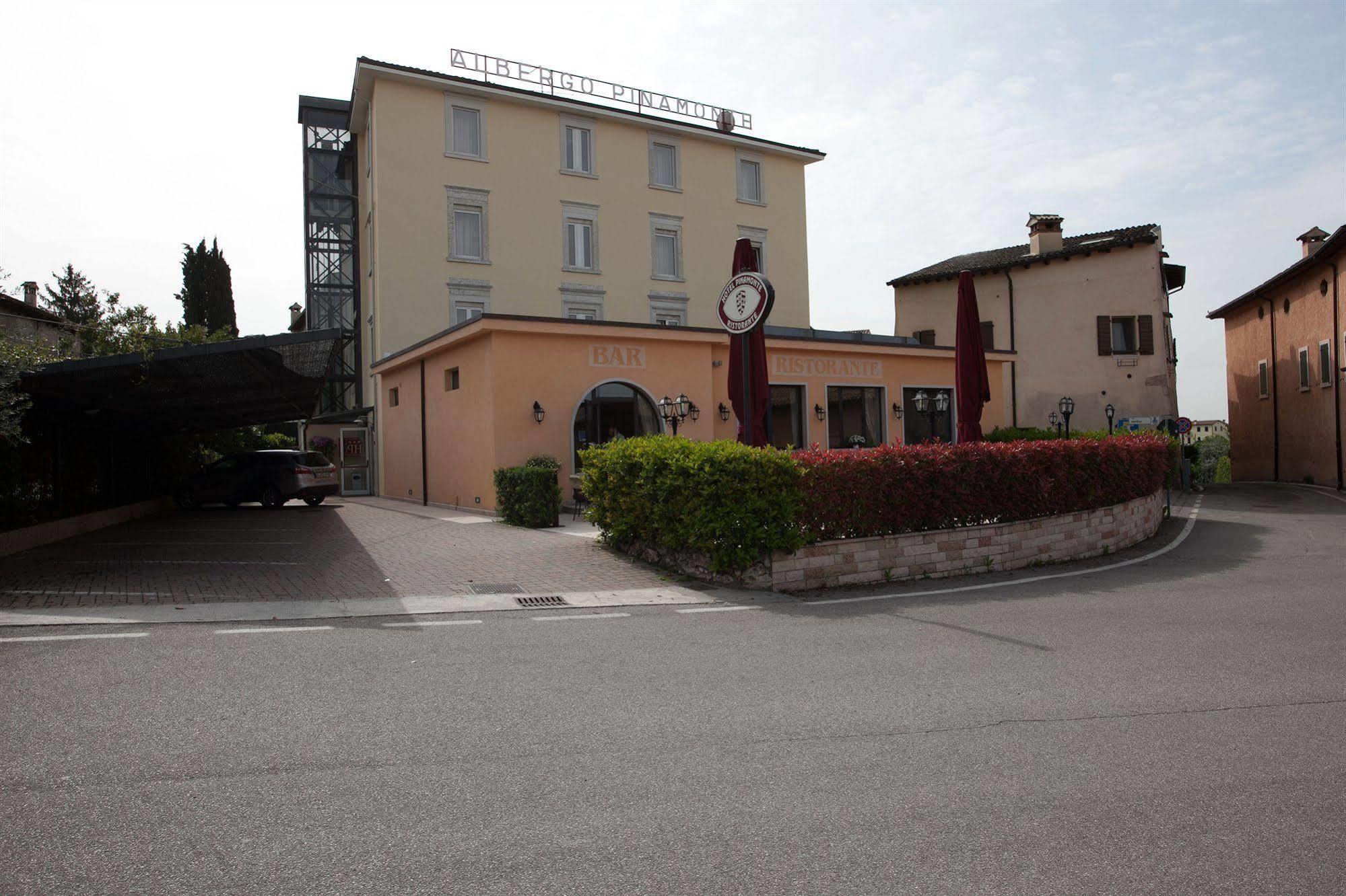 Hotel Pinamonte Costermano Exterior foto