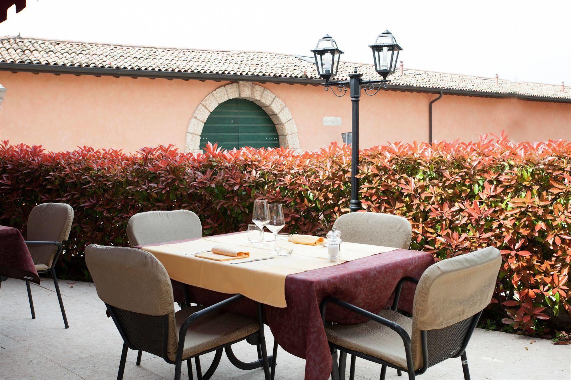 Hotel Pinamonte Costermano Exterior foto